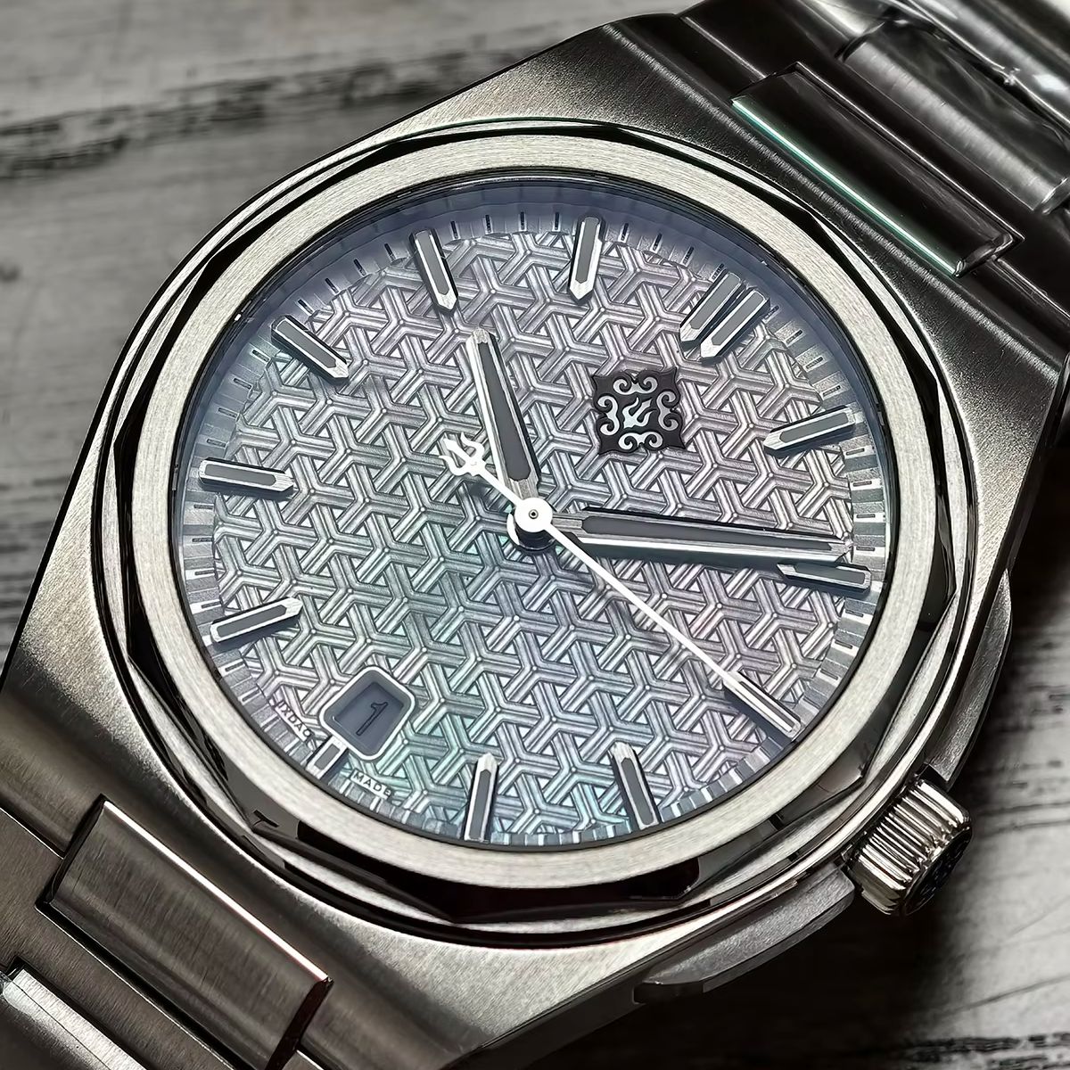 IX&DAO 2026 New Warrior นาฬิกา - Omega Watch Constellation บทวิจารณ์และราคา